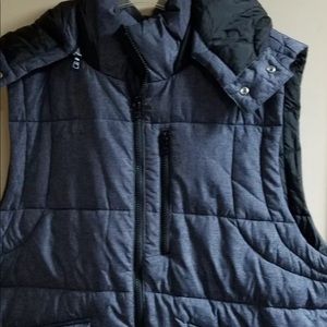 Armani exchange vest small men